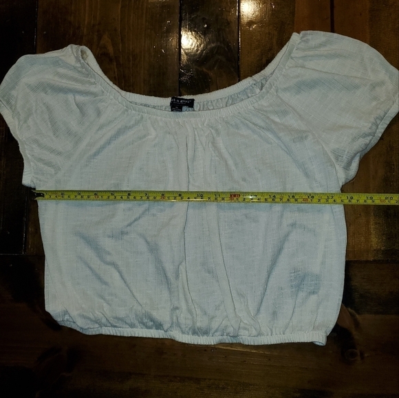 Off White Crop Top Juniors XL - Picture 3 of 5